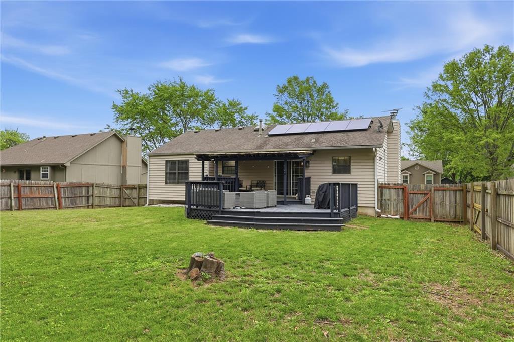 312 SE Onyx Drive