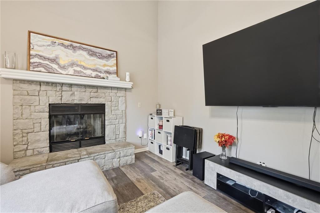 312 SE Onyx Drive