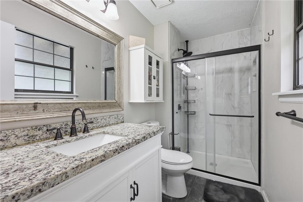 312 SE Onyx Drive