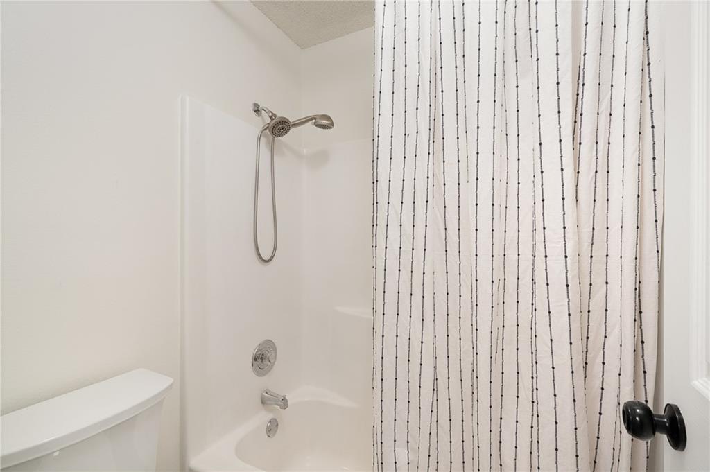 4612 NE Whispering Winds Drive Unit: A