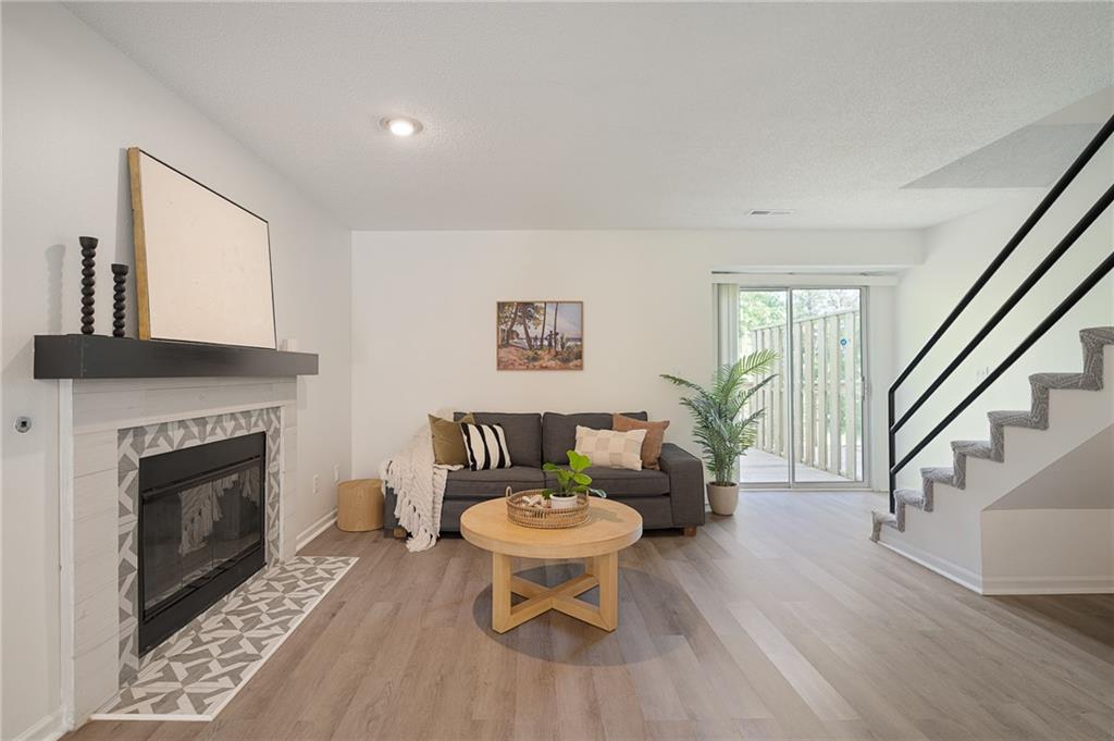 4612 NE Whispering Winds Drive Unit: A