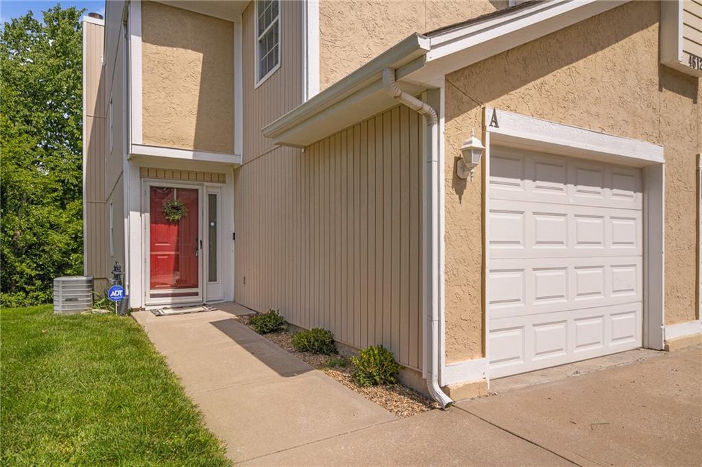 4612 NE Whispering Winds Drive Unit: A