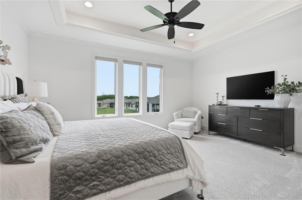4205 NE Chapel Manor Drive