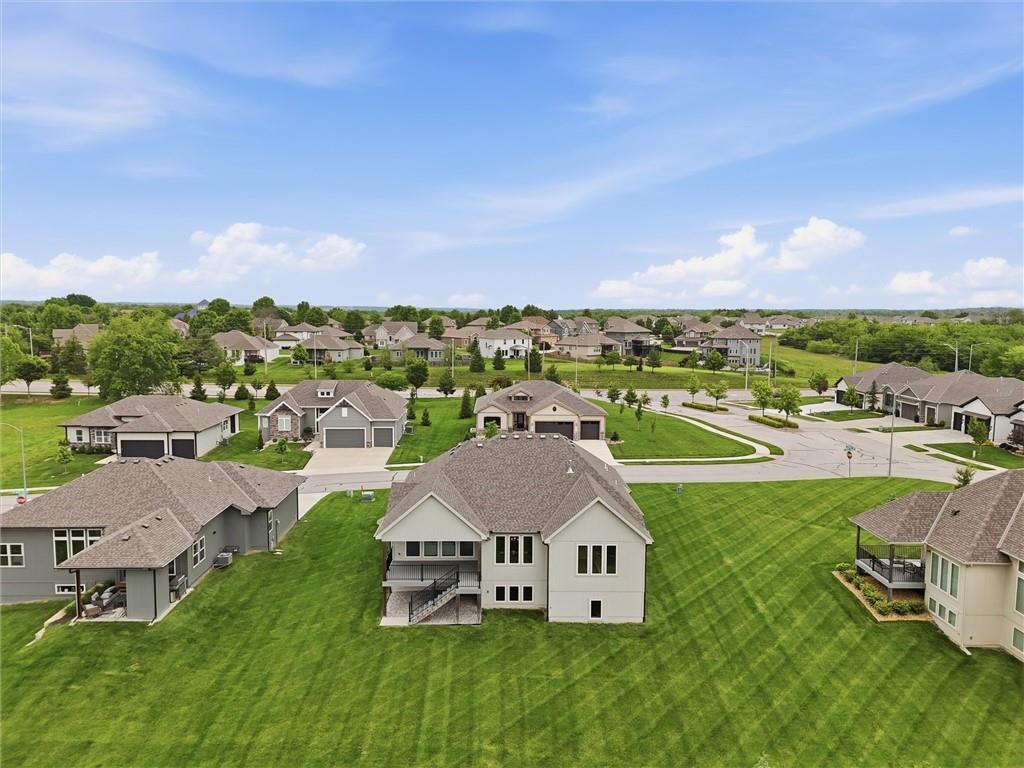 4205 NE Chapel Manor Drive