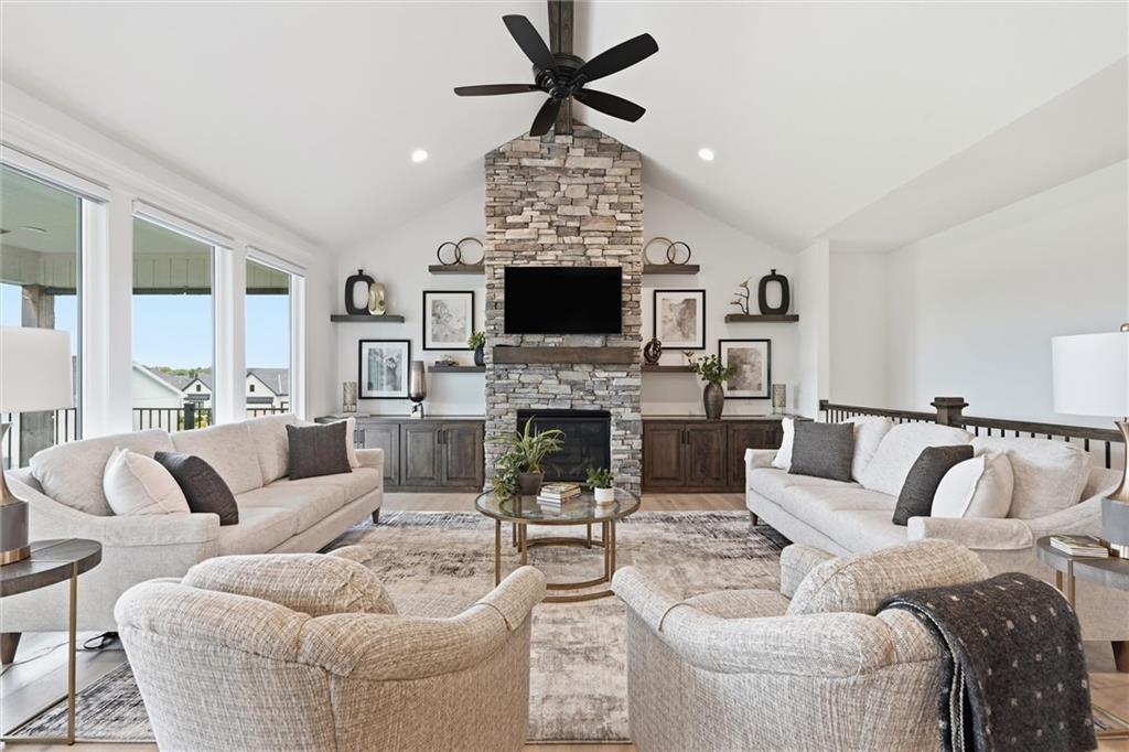 4205 NE Chapel Manor Drive