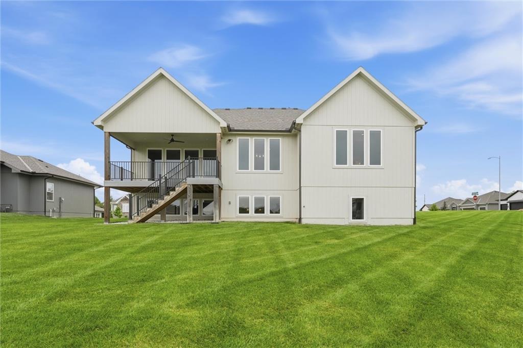 4205 NE Chapel Manor Drive