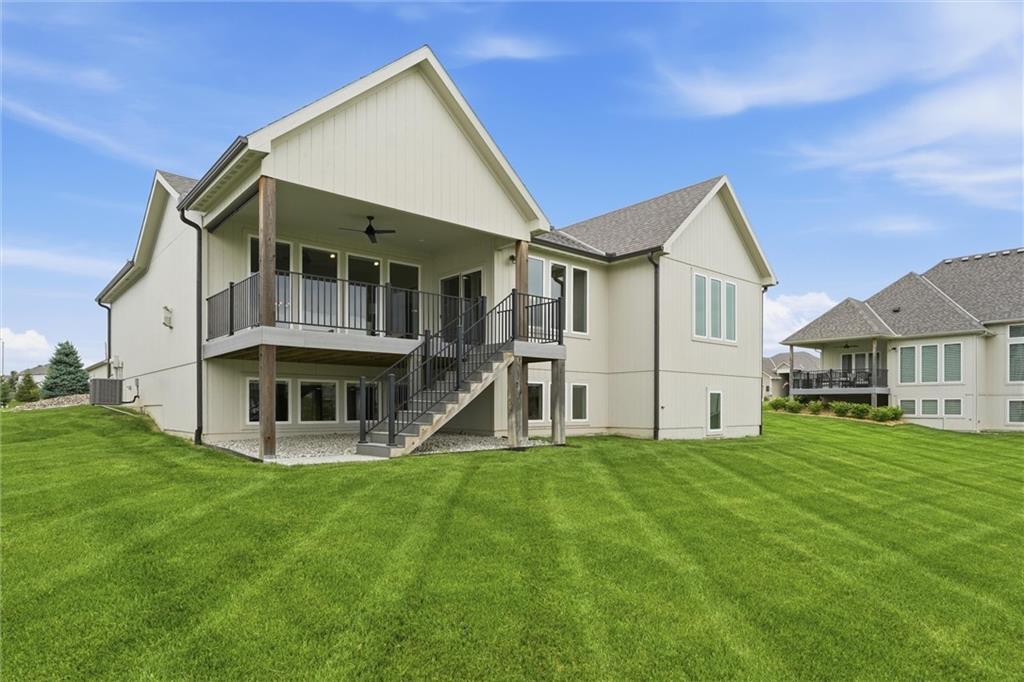 4205 NE Chapel Manor Drive