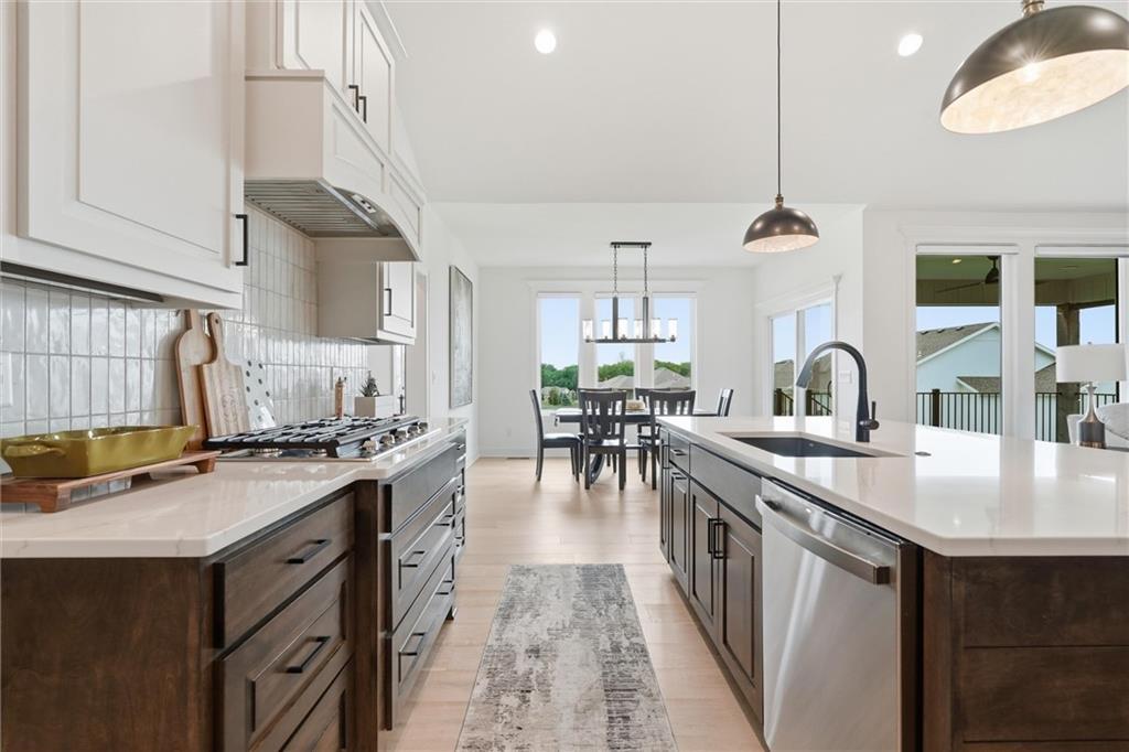 4205 NE Chapel Manor Drive