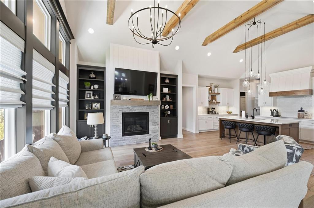 161 NW Carson Drive