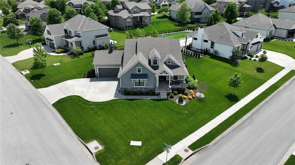 161 NW Carson Drive