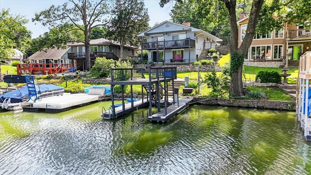 36 BEACH Drive