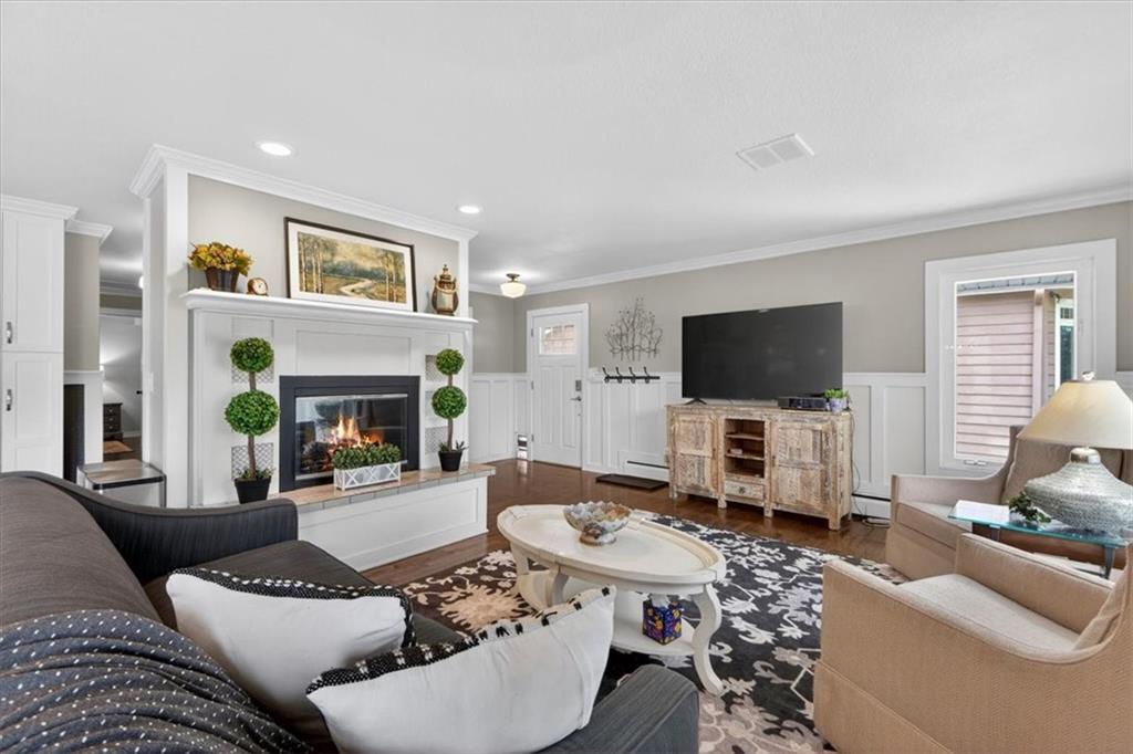 36 BEACH Drive