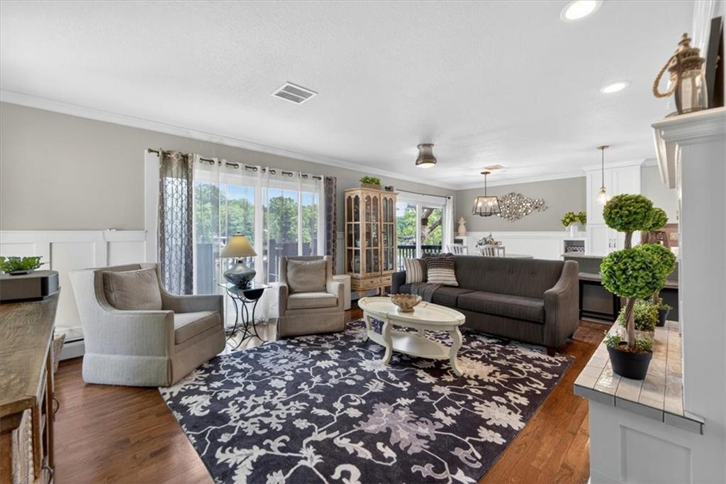 36 BEACH Drive