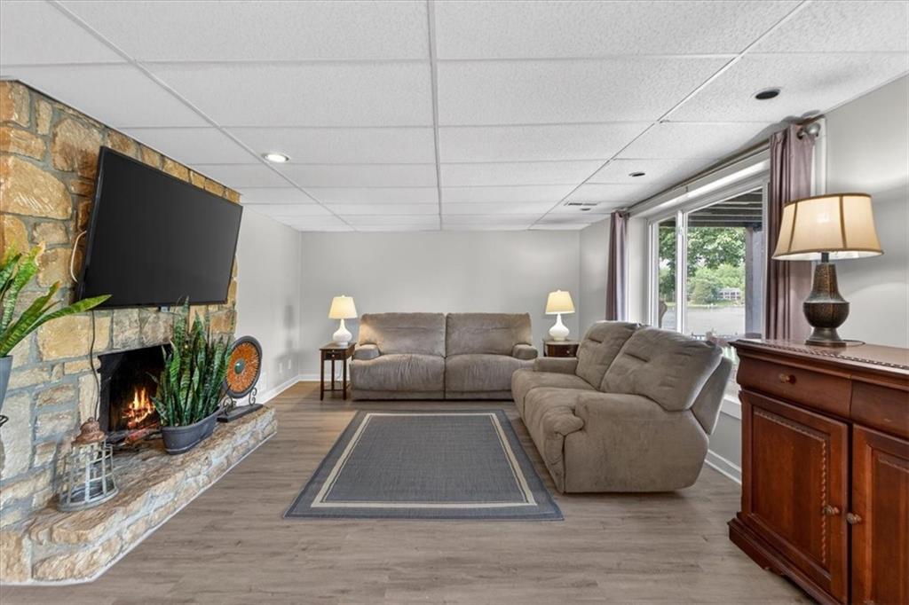 36 BEACH Drive