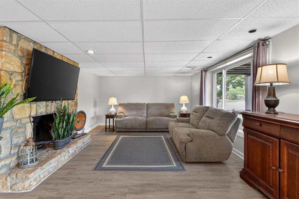 36 BEACH Drive
