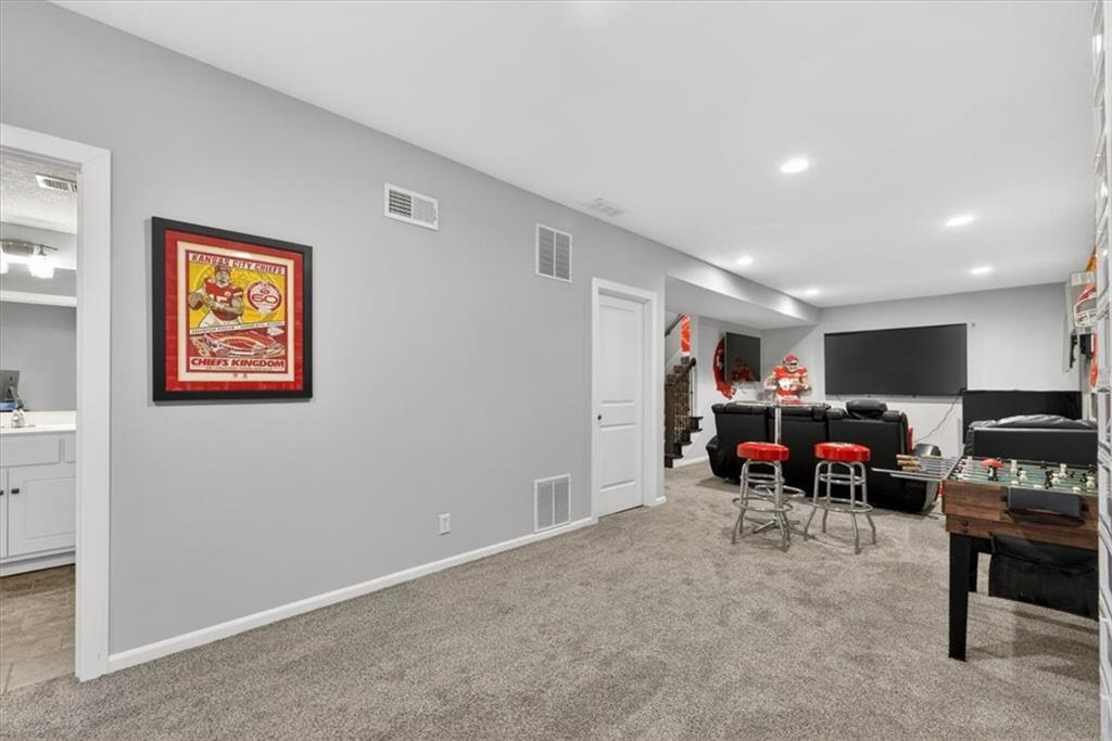 4401 NE Gateway Drive