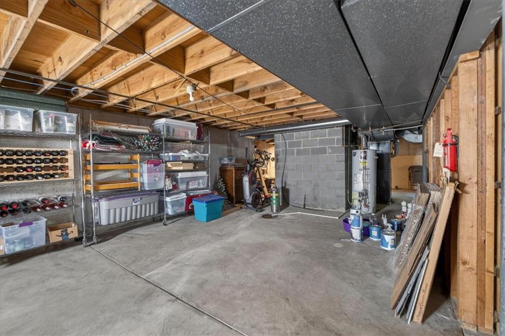 1024 Huntington Road
