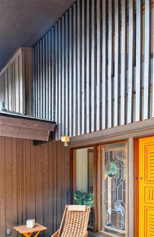 1024 Huntington Road