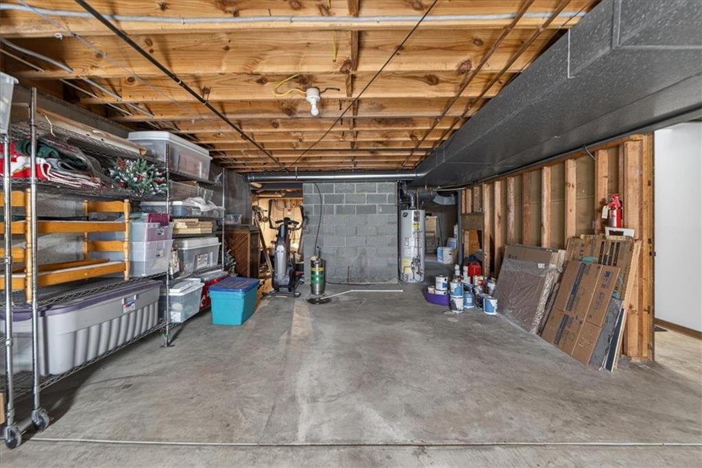 1024 Huntington Road