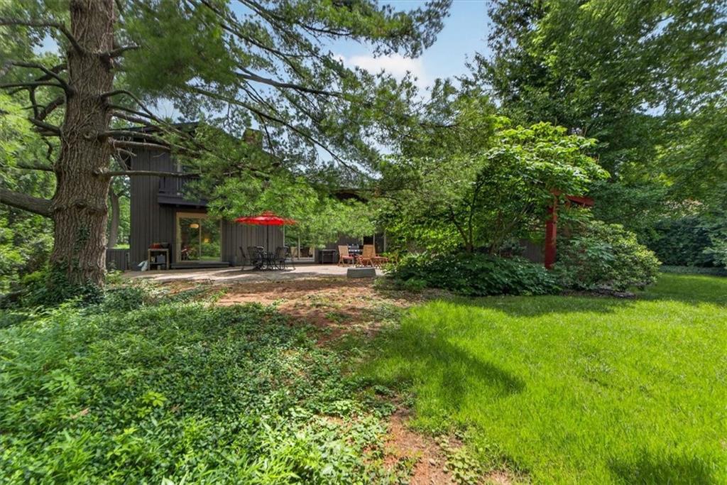 1024 Huntington Road