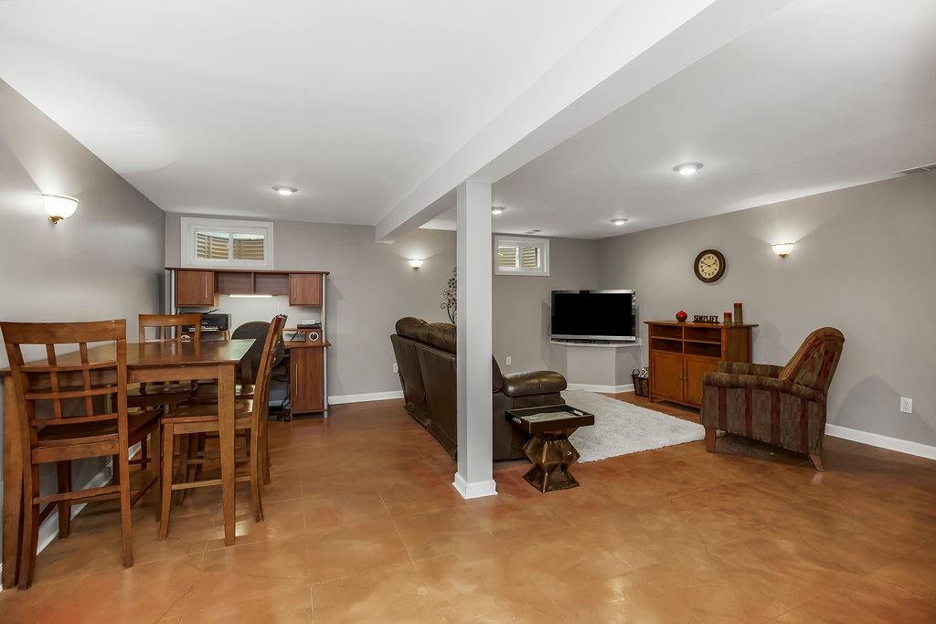 9503 Farley Circle