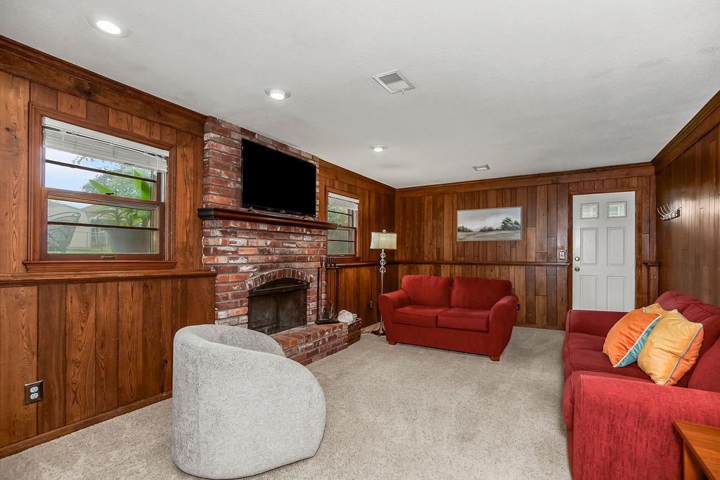 9503 Farley Circle