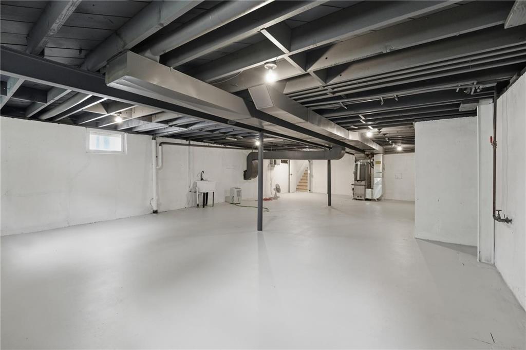 7600 W 67th Street