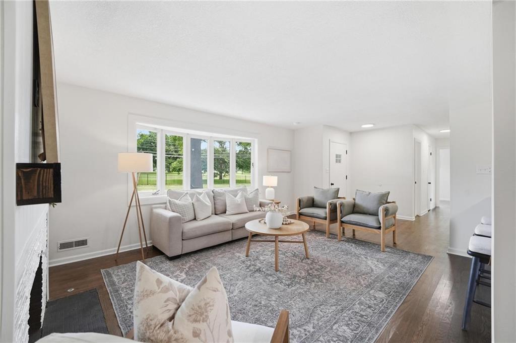 7600 W 67th Street