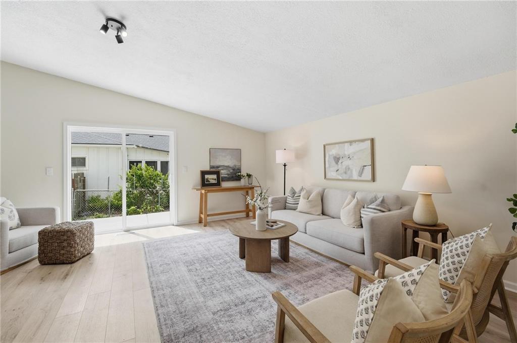 7600 W 67th Street