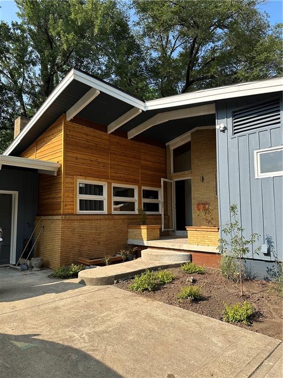 1100 W 88th Street