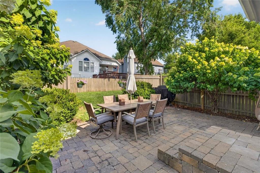 3905 SW EVERGREEN Lane