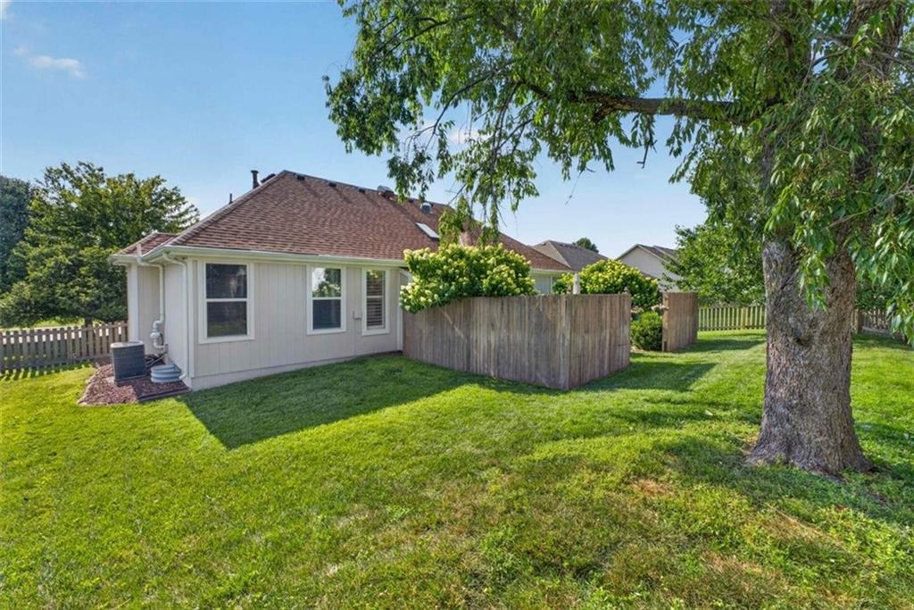 3905 SW EVERGREEN Lane