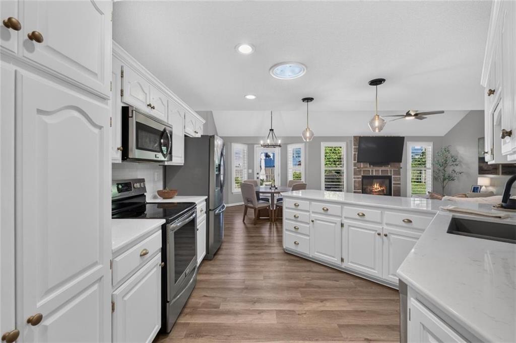 3905 SW EVERGREEN Lane