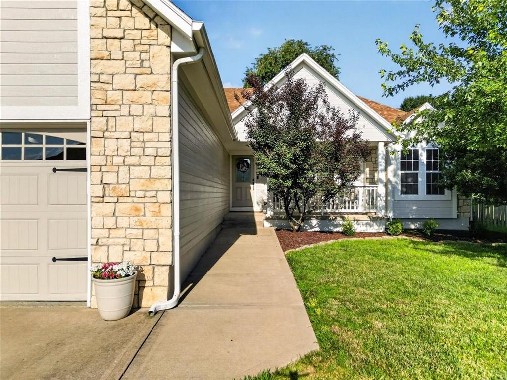 3905 SW EVERGREEN Lane
