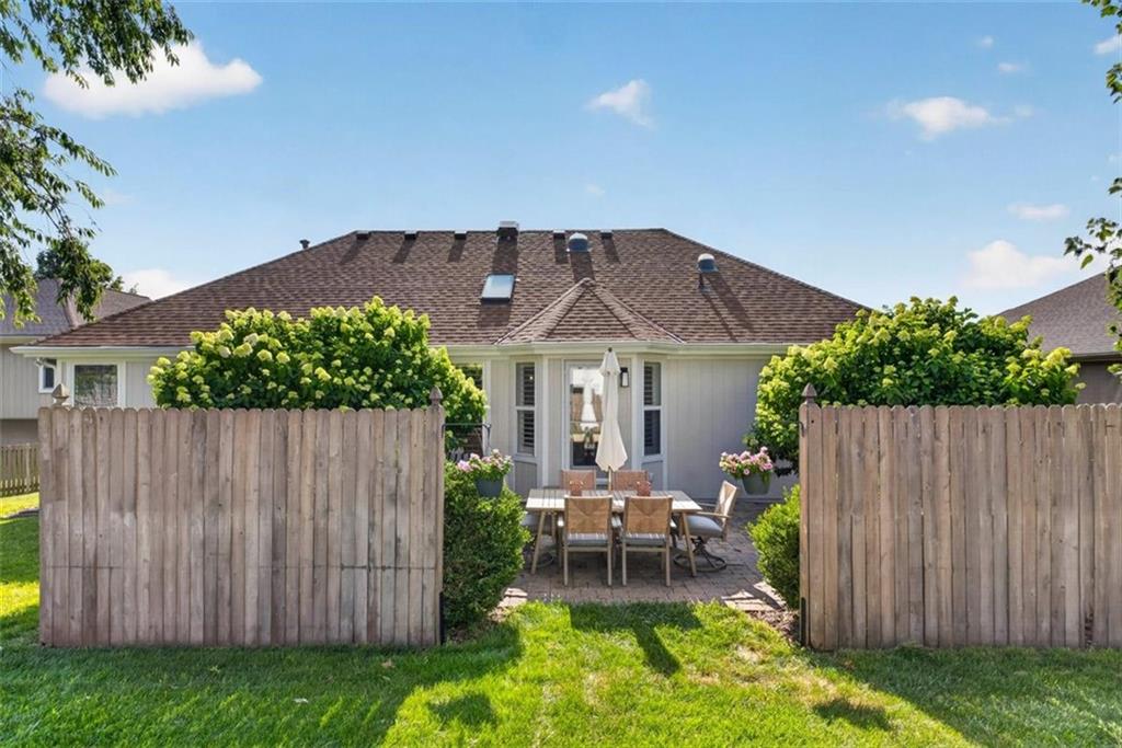 3905 SW EVERGREEN Lane