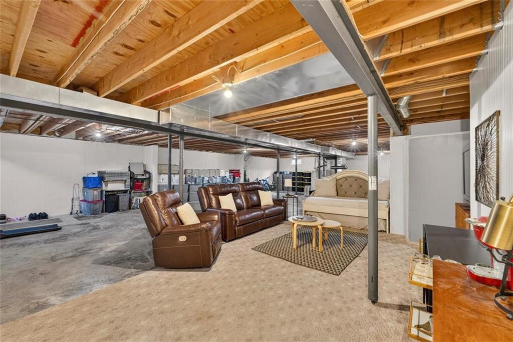3905 SW EVERGREEN Lane