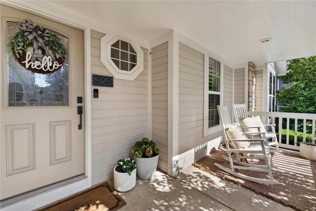 3905 SW EVERGREEN Lane