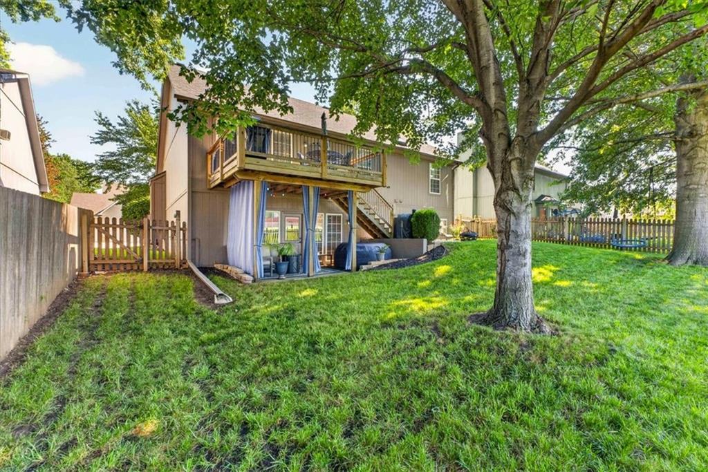 108 NE Gaslight Lane