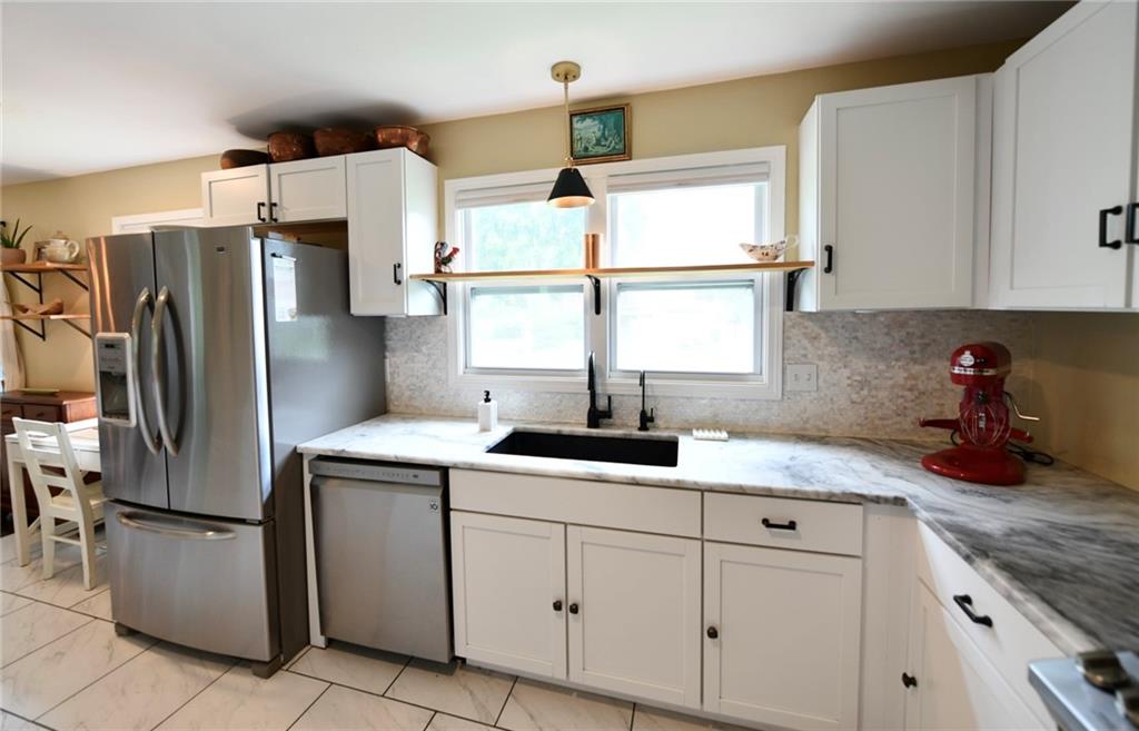 302 SE Corder Street