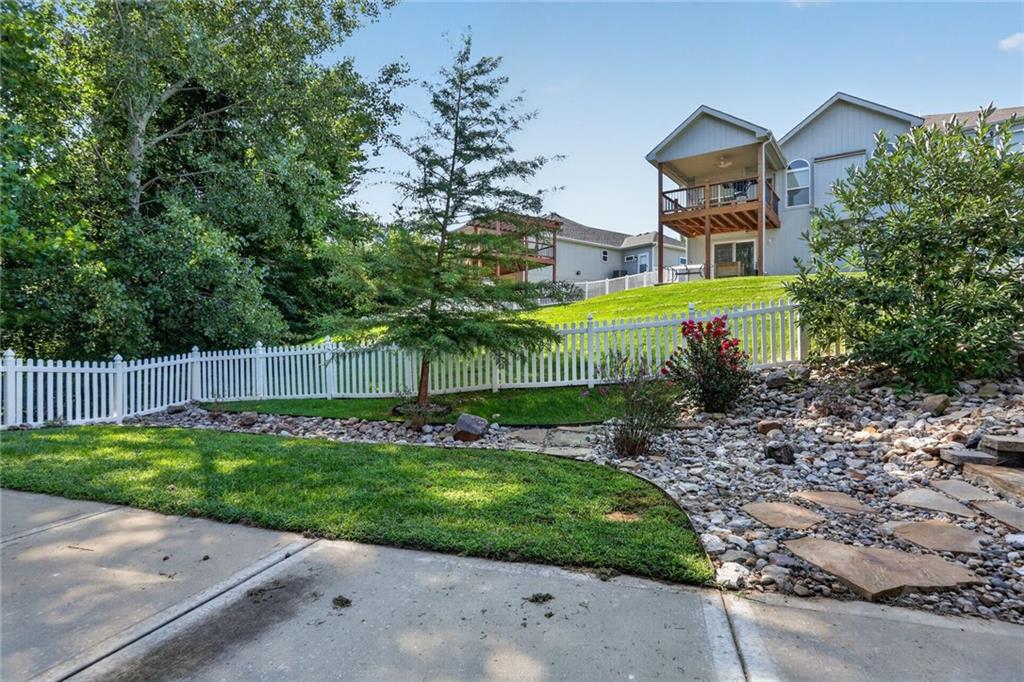 4511 NE 70th Terrace