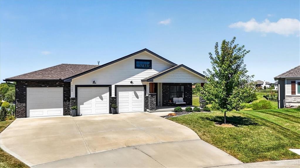 1100 NE Goshen Court