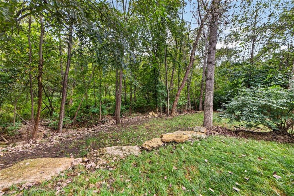 419 E 166th Court