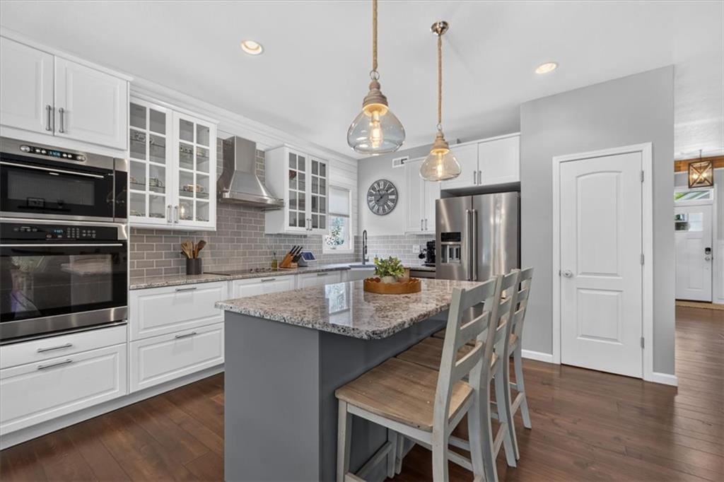 419 E 166th Court