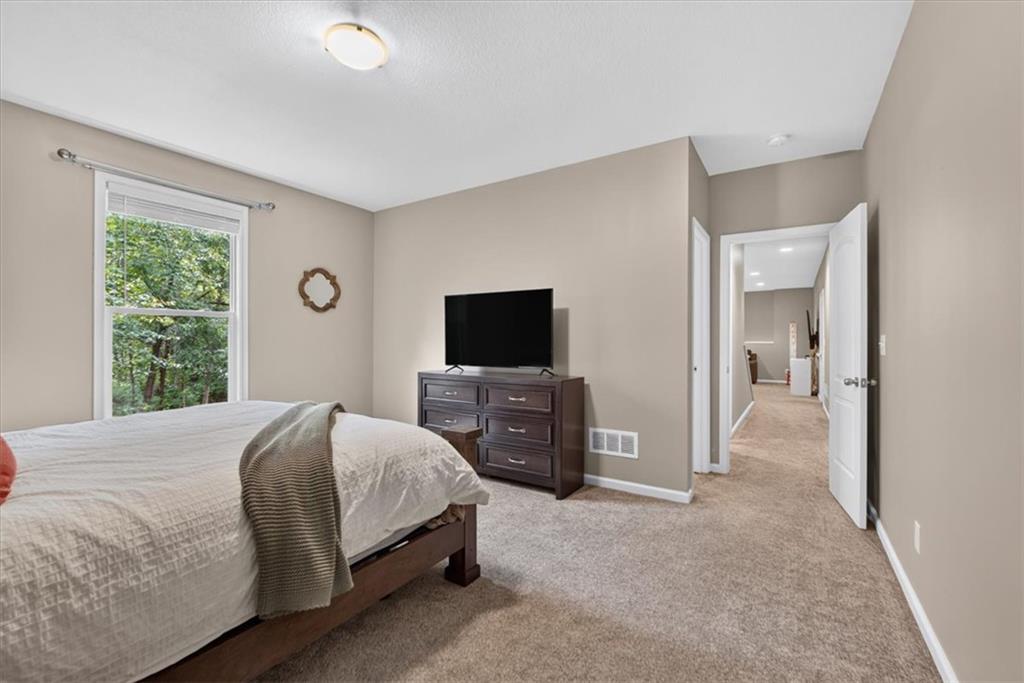 419 E 166th Court