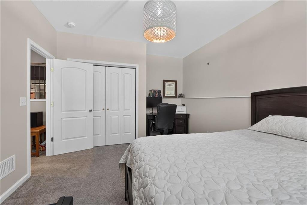 419 E 166th Court