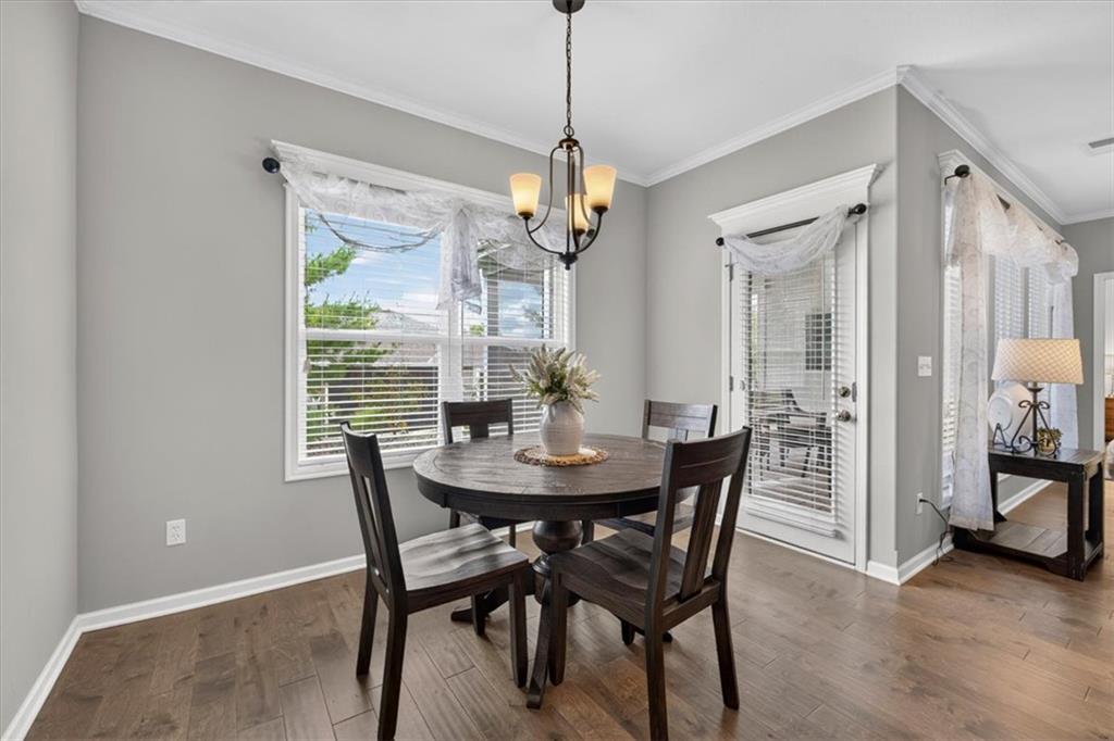 310 Crestview Court