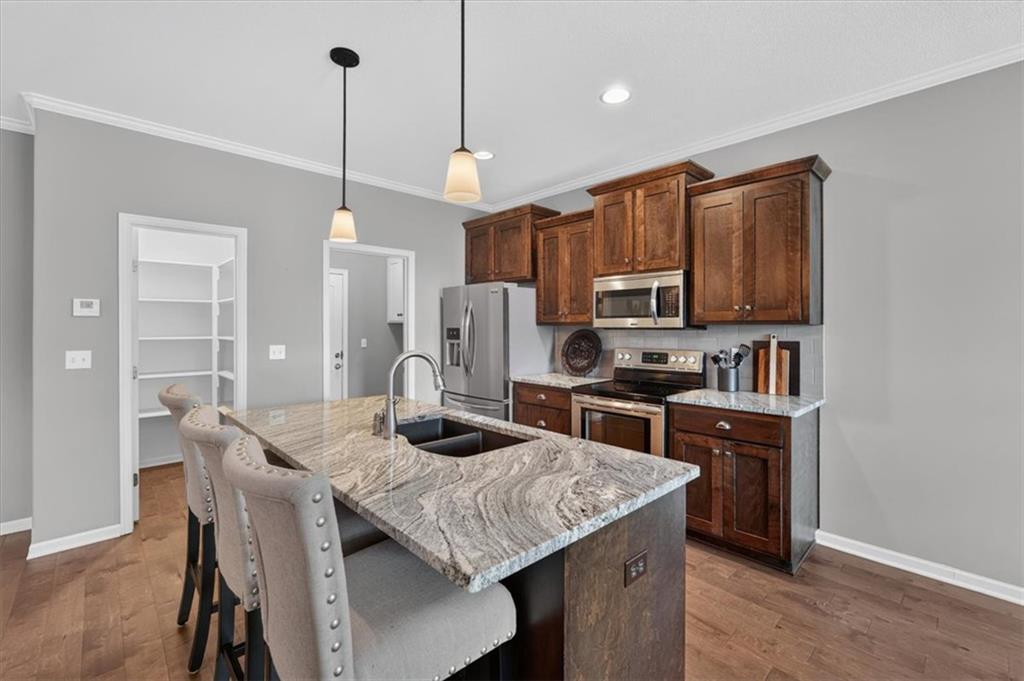 310 Crestview Court