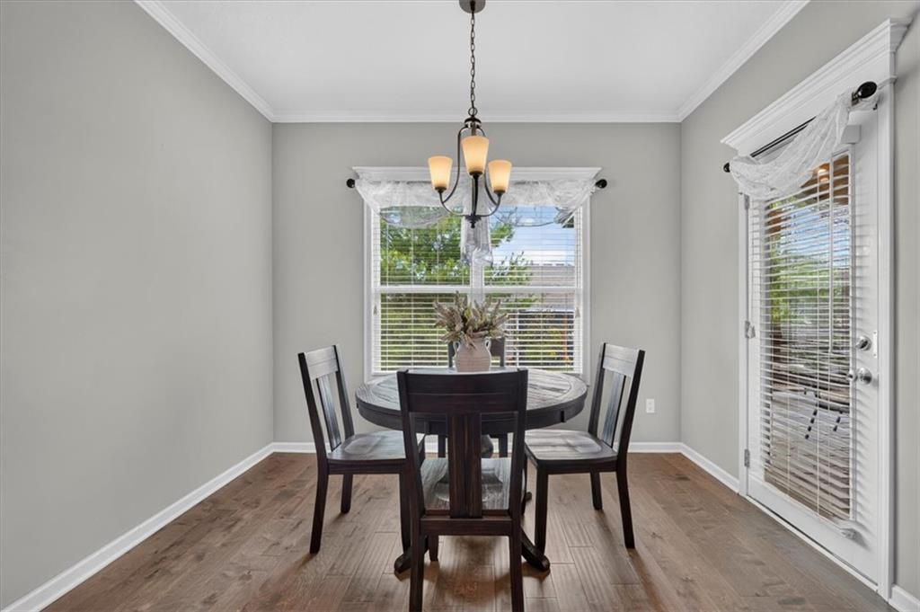 310 Crestview Court