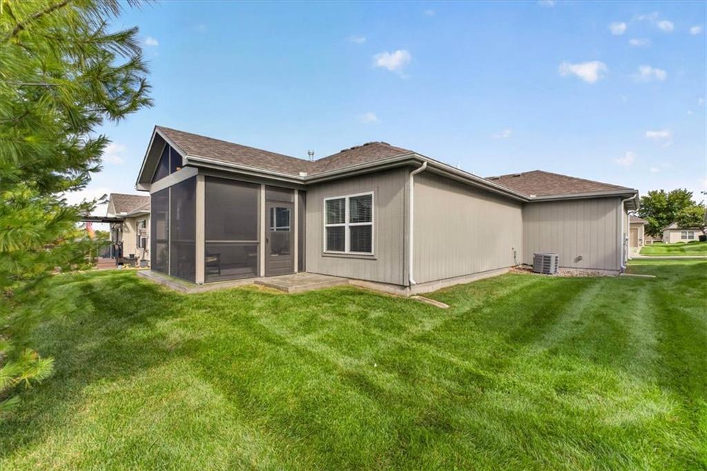 310 Crestview Court