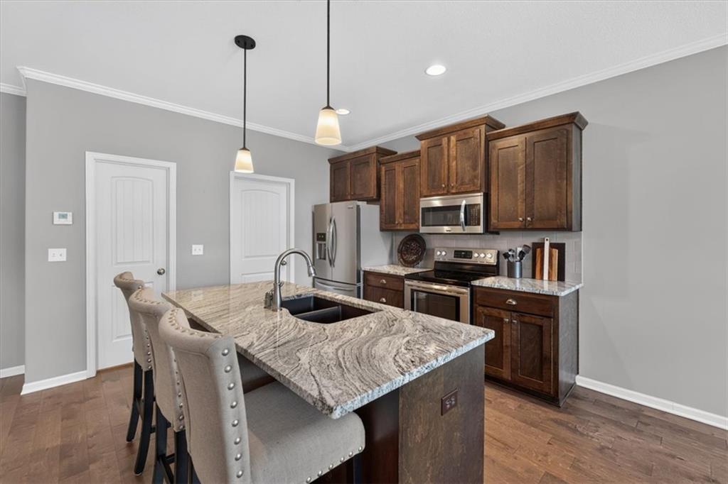 310 Crestview Court